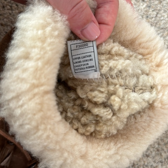 Ugg Leather and Sheep skin Lined Boots Size 8 - Picture 8 of 8